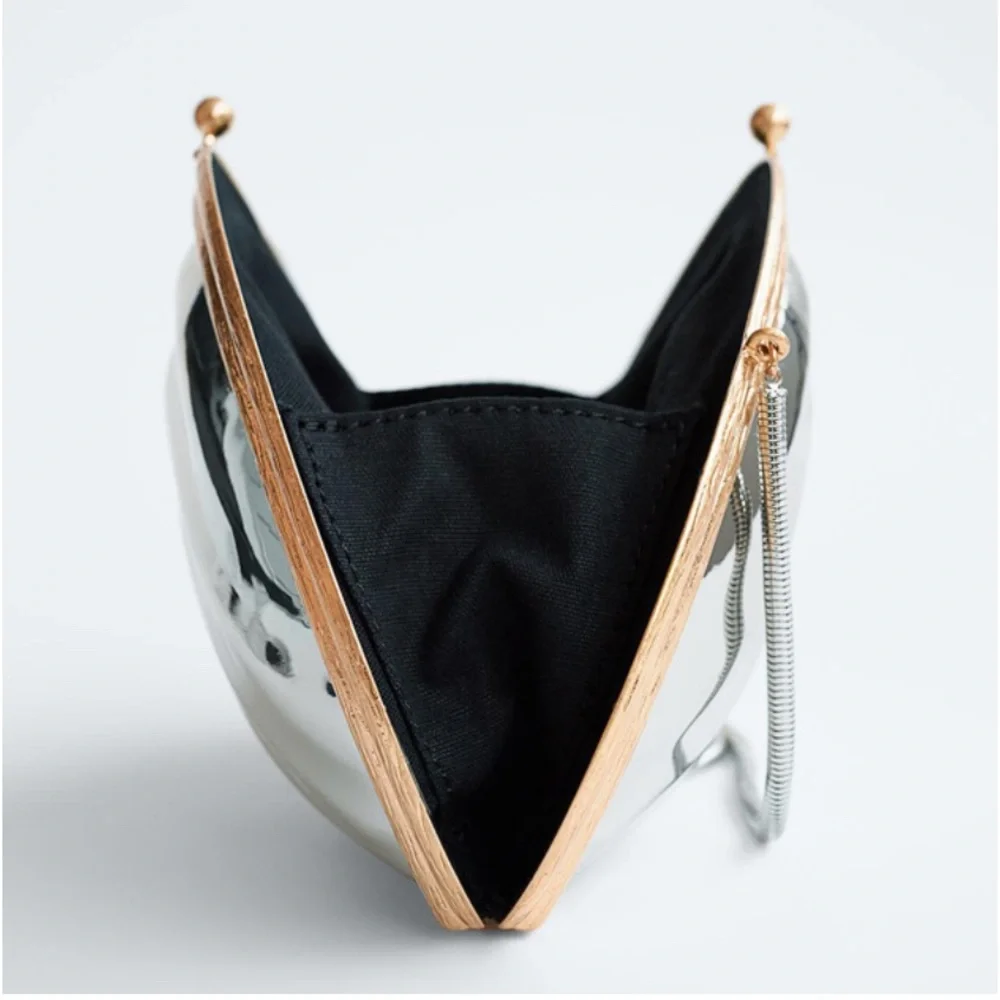 ZARA GLAM Silver and Gold Tone Clam Shell Crossbody
Bag - Picture 4 of 6